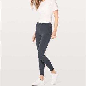 Lululemon in movement 7/8 tight